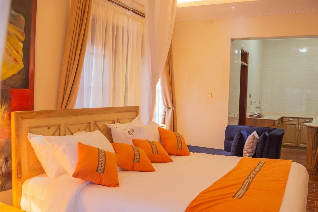 Savannah Suites Lubowa Экстерьер фото