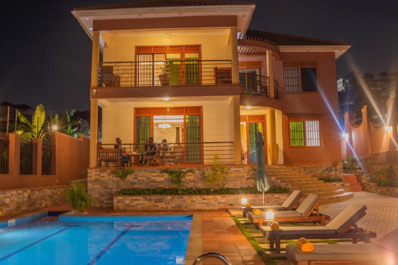 Savannah Suites Lubowa Экстерьер фото
