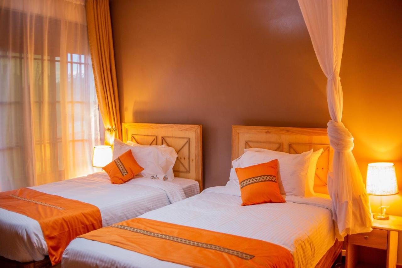 Savannah Suites Lubowa Экстерьер фото
