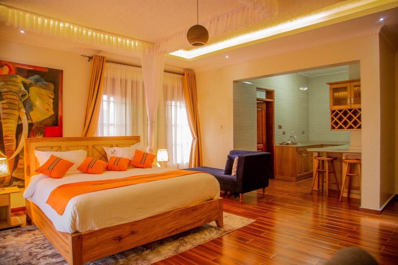 Savannah Suites Lubowa Экстерьер фото